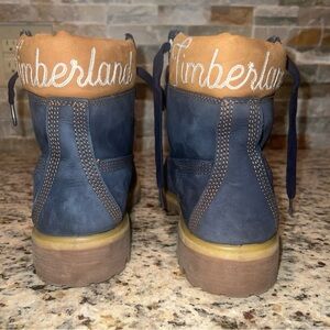 NWOT Limited Edition Timberland Navy and Tan Boots 8.5M
